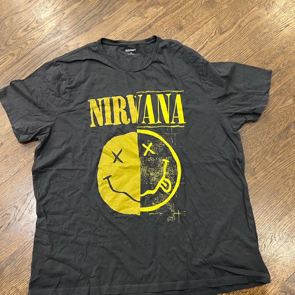 NIRVANA Black and Yellow Short Sleeve Tee